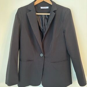 Black Tailored Blazer with Notched Lapels